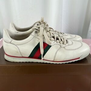 Guccis sneakers
